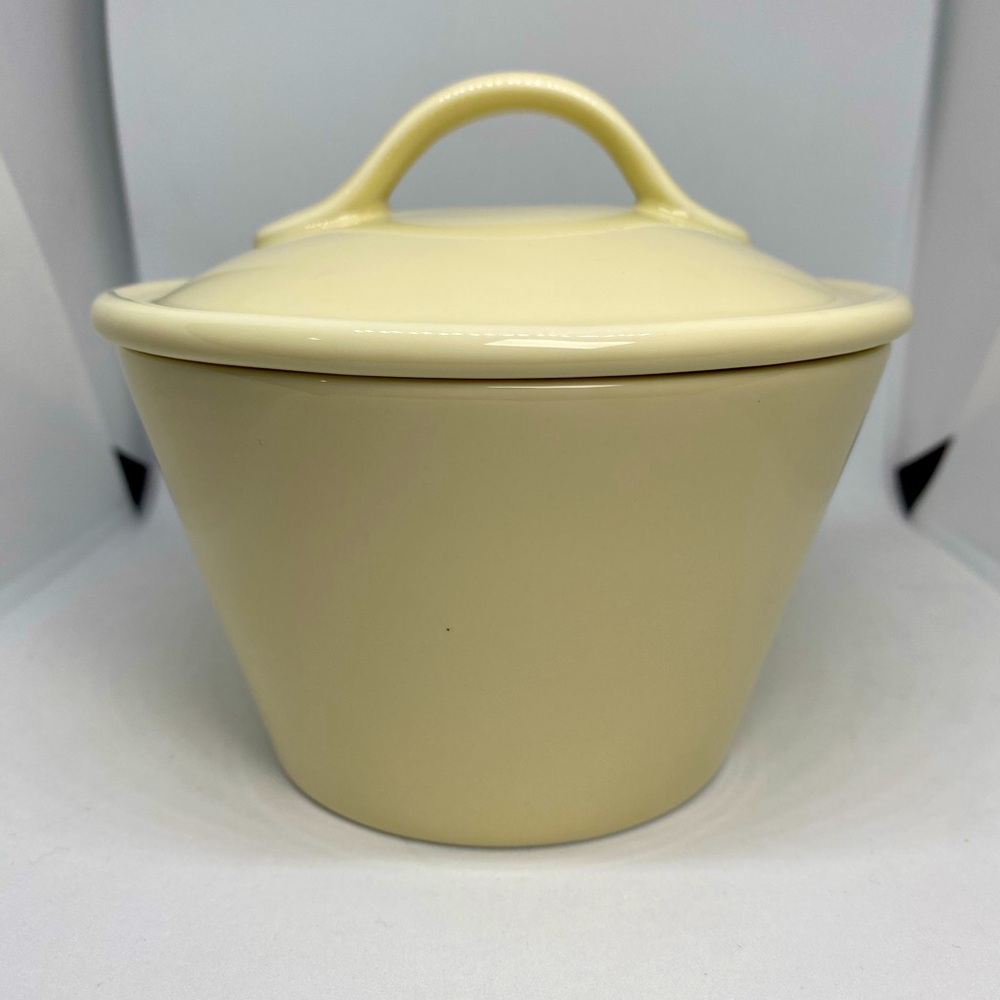 Crate & Barrel Sugar Bowl with Lid Designed by B Eigen USED 3" Tall
